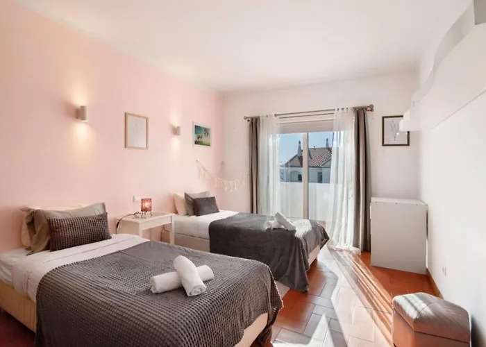 Alta Oura Албуфейра